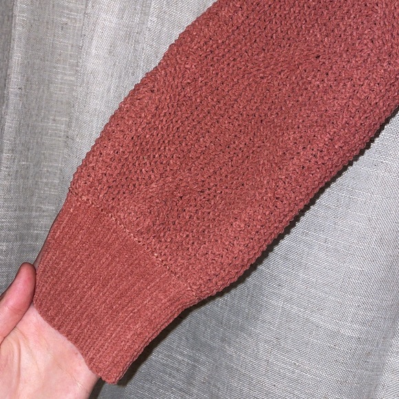 Sweater NWOT - Picture 3 of 4